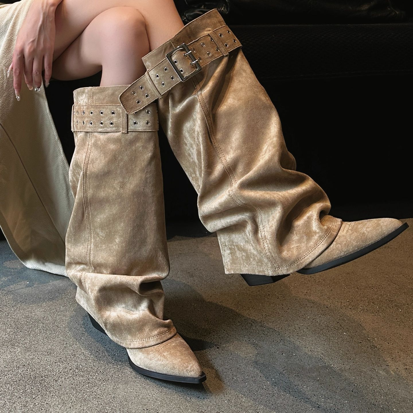 Street Cowgirl Kitten Boots