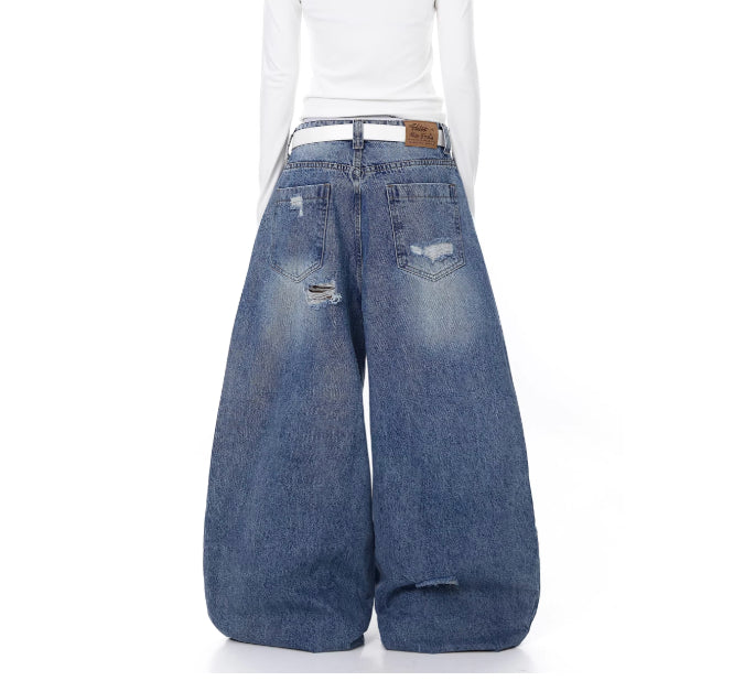 Baggy Curved Barrel Patch Washed Denim