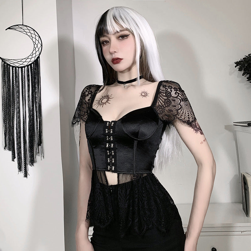 Kawaii Goth Puff-Sleeve Lace Crop Top