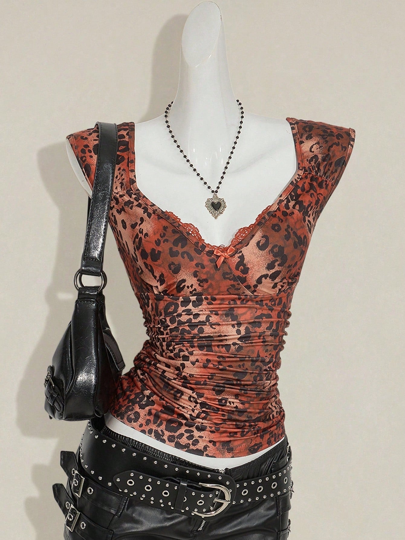 Y2K Slim-Fit Lace Detail Top