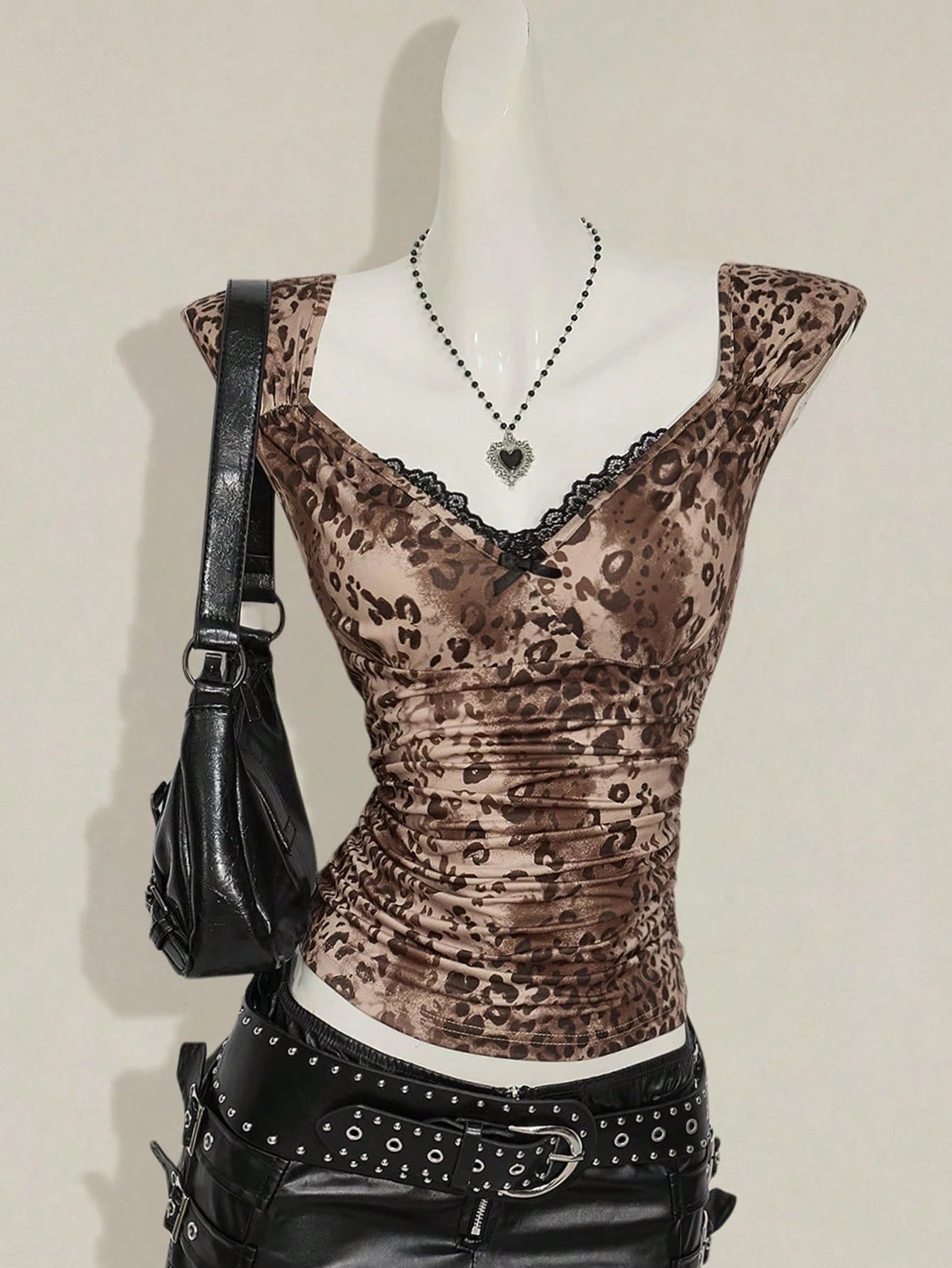Y2K Slim-Fit Lace Detail Top