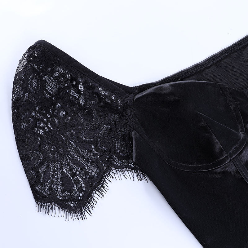 Kawaii Goth Puff-Sleeve Lace Crop Top