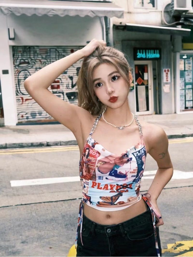 Printed Backless Halter Muse Top