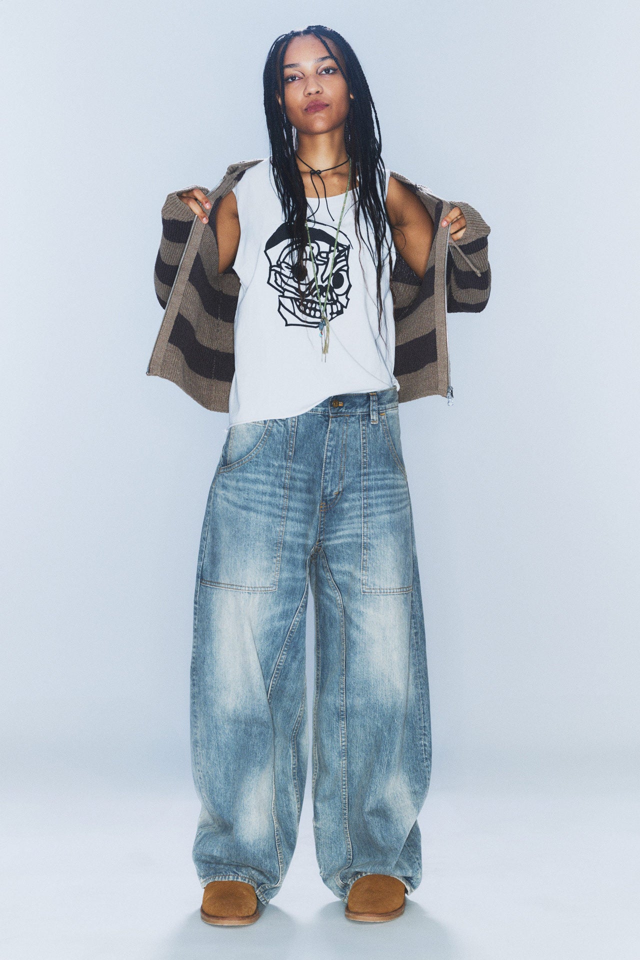 Distressed Scimitar Retro Washed Jeans