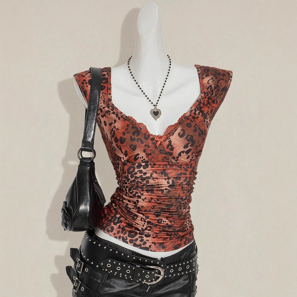 Y2K Slim-Fit Lace Detail Top