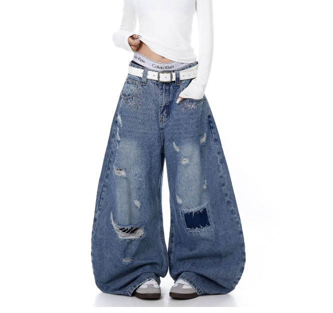 Baggy Curved Barrel Patch Washed Denim